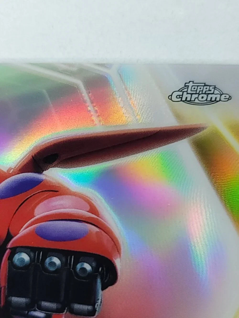 Baymax Topps 2026 Disney Neon Holo Chrome Refractor Limited 077/199 CNE